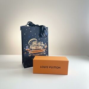Louis Vuitton Holiday Gift Box & Carousel Shopping Bag Set – Luxury Packaging